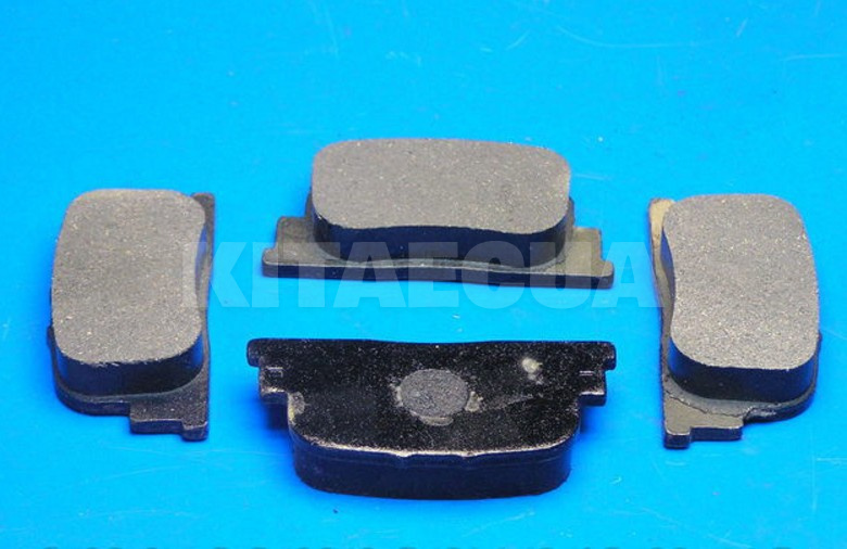 Колодки тормозные задние на BYD G3 (10375094-00)